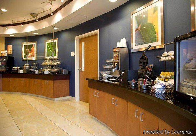Fairfield And By Marriott Eastchase Hotel 3*